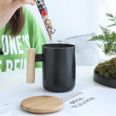 FREEMIUMS GTDW058-4 MOKKA Ceramic Wooden Handle Mug - 380ml