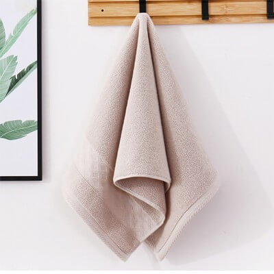 FREEMIUMS GTTW10-04 Pure Cotton Towel with Drawstring Pouch (74x34) - 100g